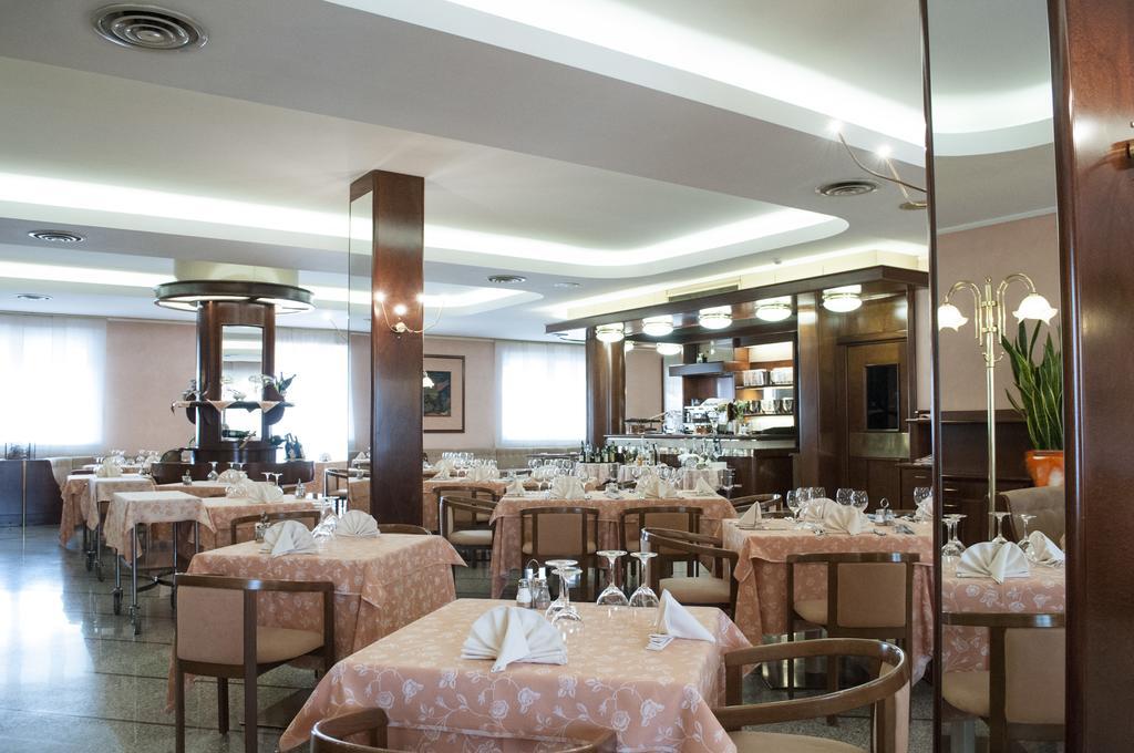 Le Gronde Hotel Cava Manara