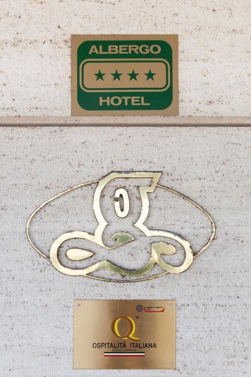 Le Gronde Hotel